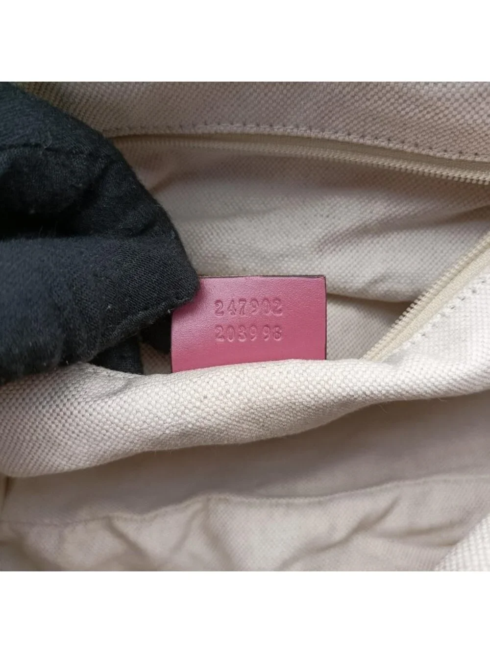 Gucci Sukey Beige Pink Canvas Leather Shoulder Bag